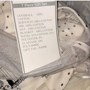 NEW! in original packaging- 7piece newborn layette